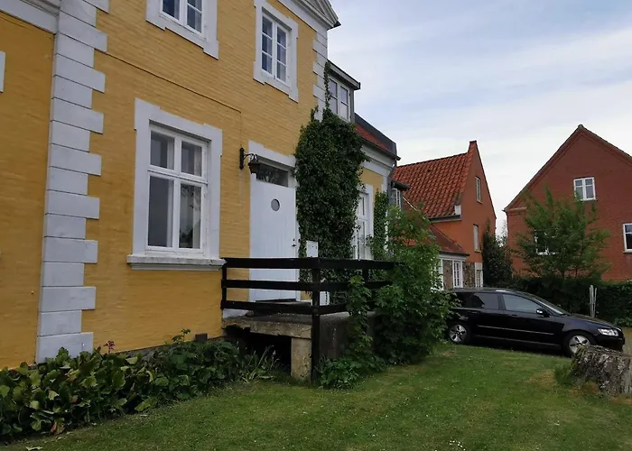 Cozy Base Near The Cathedral Apartament